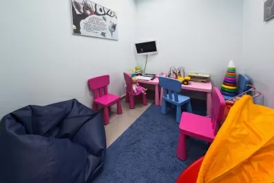 Стоматология Все свои!