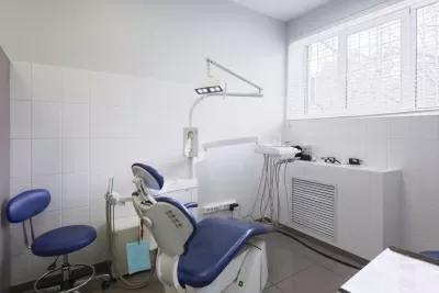 Стоматология Все свои!