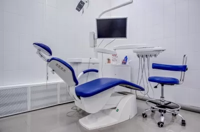 Стоматология Все свои!