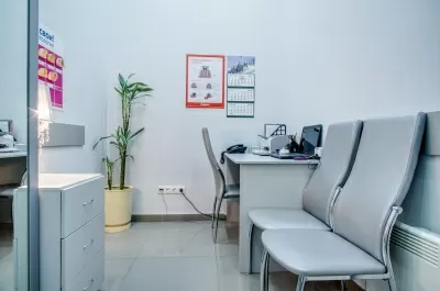 Стоматология Все свои!