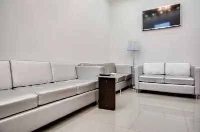 Стоматология Все свои!