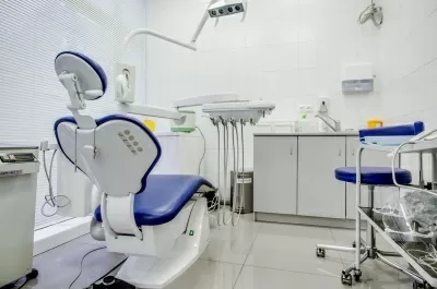 Стоматология Все свои!