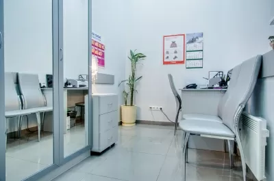 Стоматология Все свои!