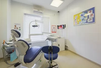 Стоматология Все свои!