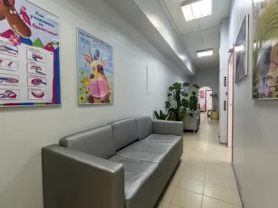 Стоматология Все свои!