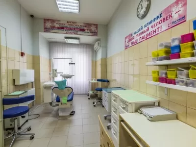 Стоматология Все свои!