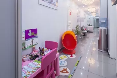 Стоматология Все свои!