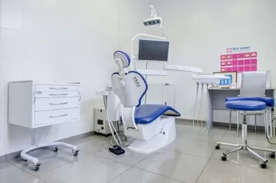 Стоматология Все свои!