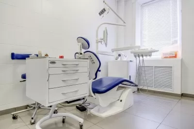 Стоматология Все свои!