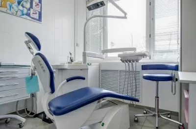 Стоматология Все свои!