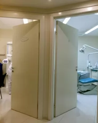 Премьер Дент