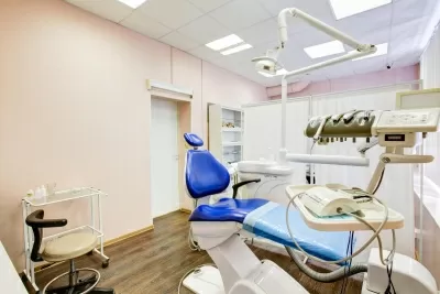 Медицинский стоматологический центр Стоматология 1989