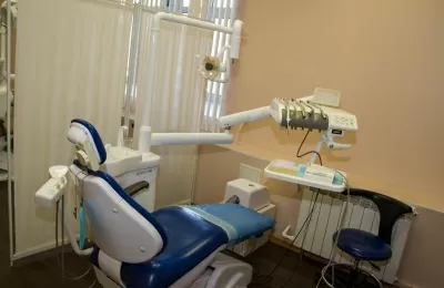 Медицинский стоматологический центр Стоматология 1989