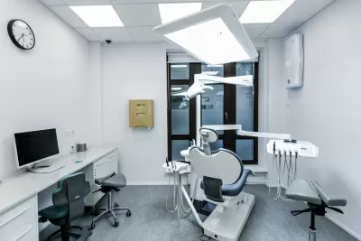 Клиника дентальной имплантологии и хирургии Refformat