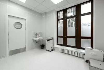 Клиника дентальной имплантологии и хирургии Refformat