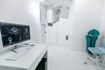 Клиника дентальной имплантологии и хирургии Refformat