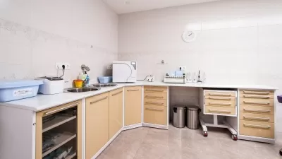 Ника Денталь