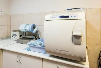 Центр имплантации и стоматологии ИНТАН