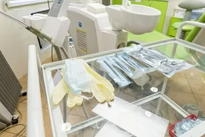 Центр имплантации и стоматологии ИНТАН