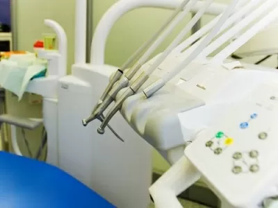 Современная стоматология в Петроградском районе
