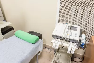 Первая семейная клиника Петербурга