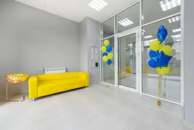 Клиника стоматологии и косметологии Улыбайся