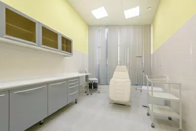 Клиника стоматологии и косметологии Улыбайся