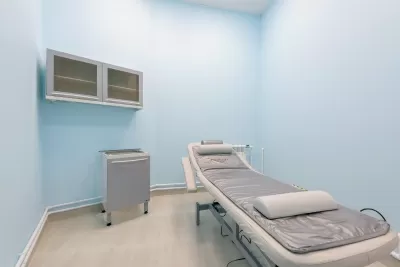 Клиника стоматологии и косметологии Улыбайся