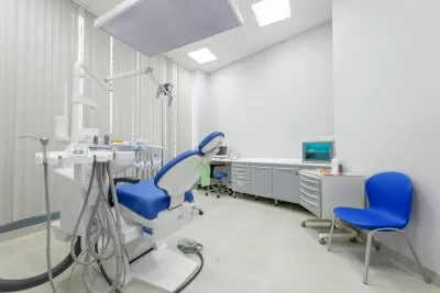 Клиника стоматологии и косметологии Улыбайся