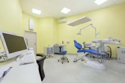 Клиника стоматологии и косметологии Улыбайся