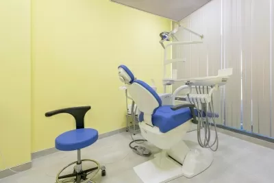 Клиника стоматологии и косметологии Улыбайся