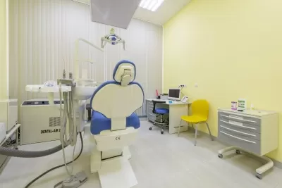 Клиника стоматологии и косметологии Улыбайся