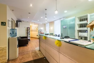 Первая семейная стоматология Петербурга