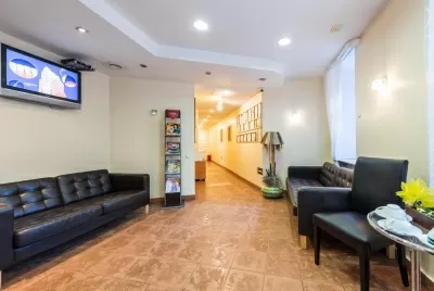 Первая семейная стоматология Петербурга