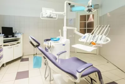 Первая семейная стоматология Петербурга