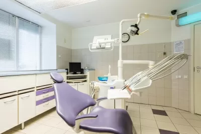 Первая семейная стоматология Петербурга