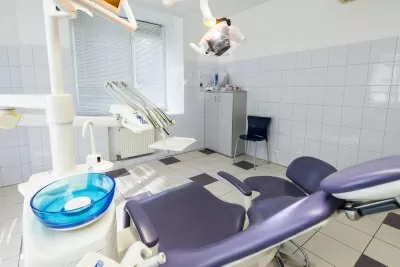 Первая семейная стоматология Петербурга