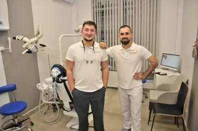 Два Дантиста