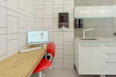 Цифровая стоматология HOUSTON