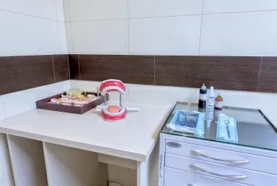 Клиника стоматологии и имплантации Ювелирная работа