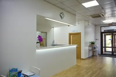 Стоматология White