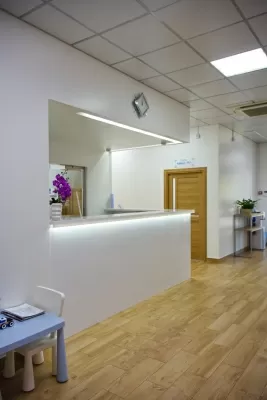 Стоматология White