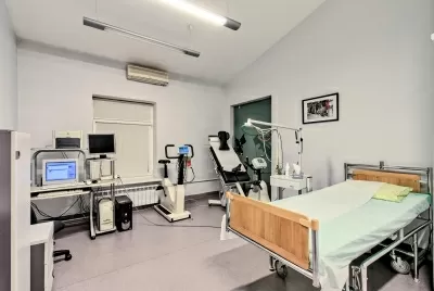 Американская Медицинская Клиника