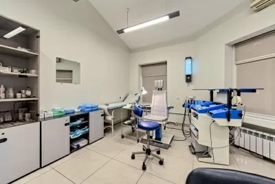 Американская Медицинская Клиника