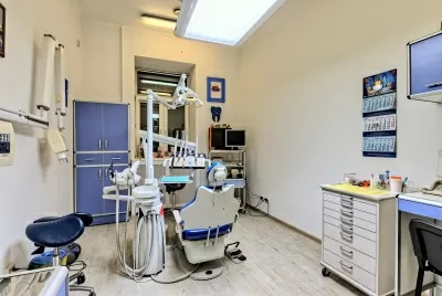 Американская Медицинская Клиника