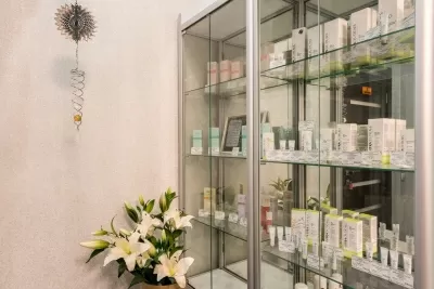 Медицинский центр косметологии и стоматологии la Perfecta