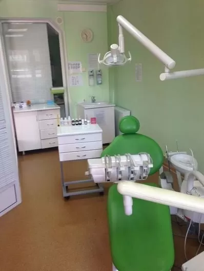 Стоматолог на улице Бекетова