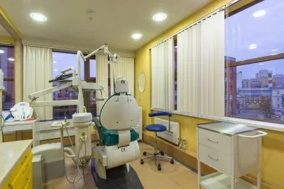 Клиника Стоматолог