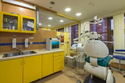 Клиника Стоматолог