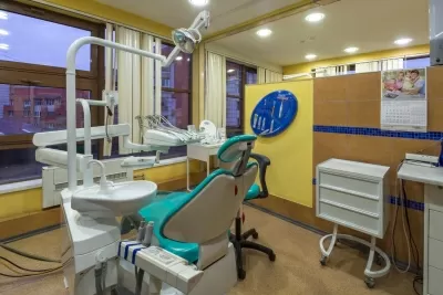 Клиника Стоматолог